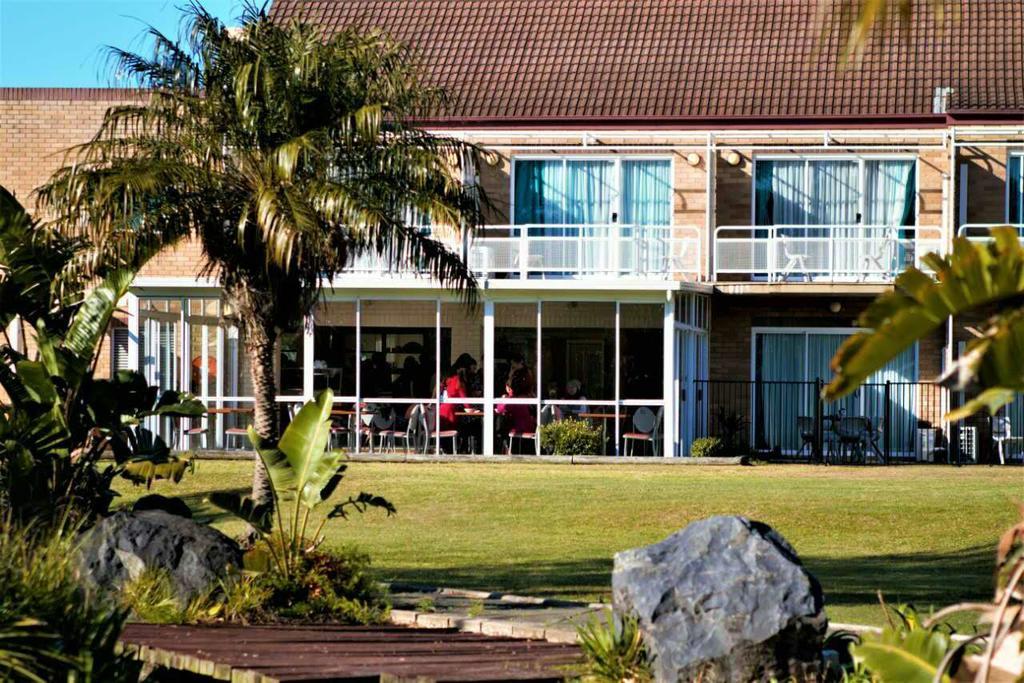 Seaside Garden Retreat Accommodation Wamberal Экстерьер фото